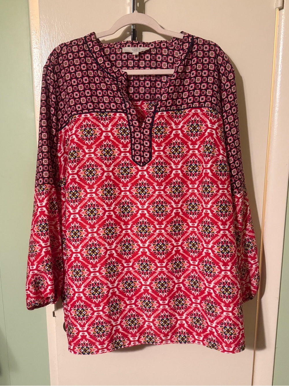 Women's Red Patterned V-Neck Top